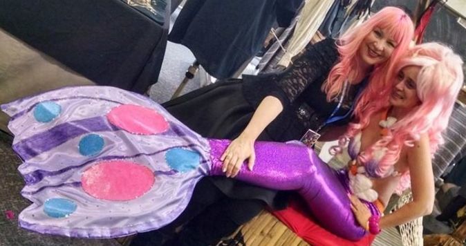 Come On In Jem (November 01, 2014 Rhode Island Comic Con w/ Samantha Newark